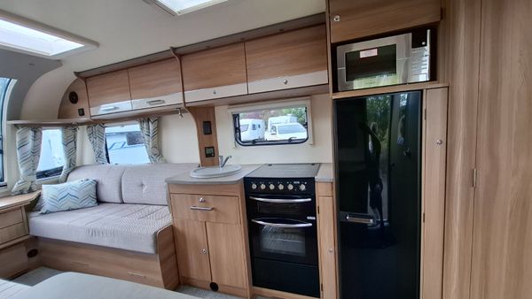 Bailey Pegasus GT70 caravan 389652686