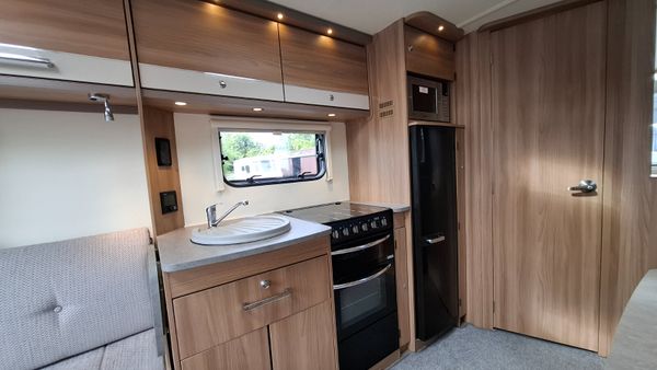 Bailey Pegasus GT70 caravan 389652690