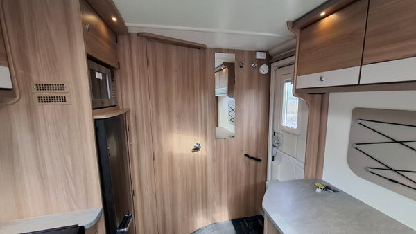 Bailey Pegasus GT70 caravan 389652693