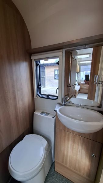 Bailey Pegasus GT70 caravan 389652700