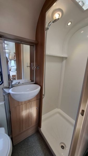 Bailey Pegasus GT70 caravan 389652702