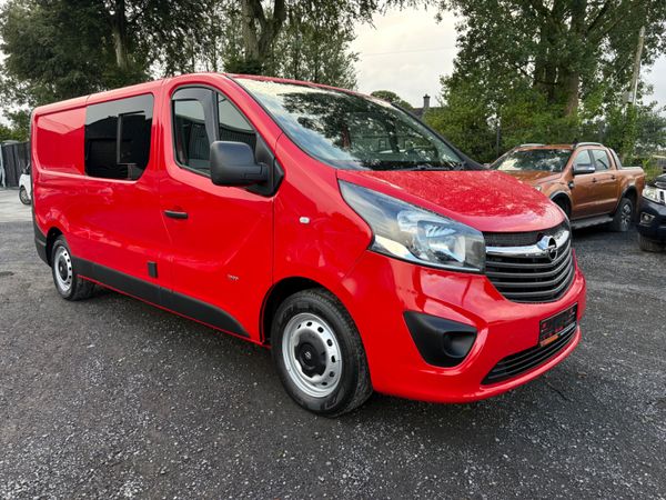 Renault Traffic Camper 389672291