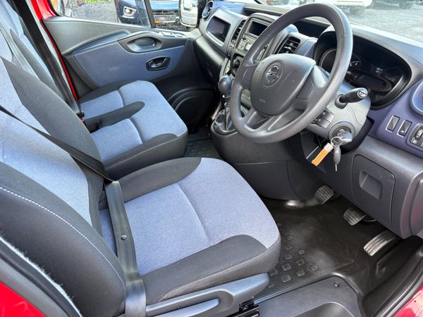 Renault Traffic Camper 389672293