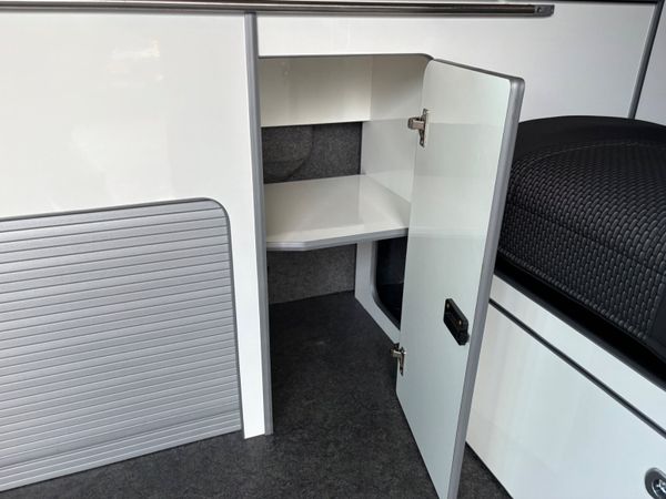 Camper newly converted 389672454