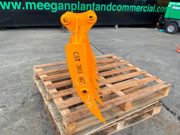 Unused 46" lawn / stone rake........40mm pins..... 389602664