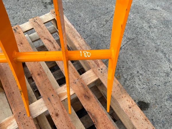 Unused 46" lawn / stone rake........40mm pins..... 389602673
