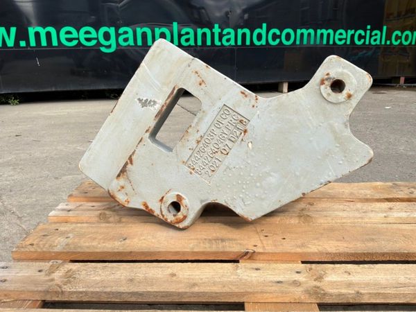 Unused New Holland counter weight / ballast block. 389775589