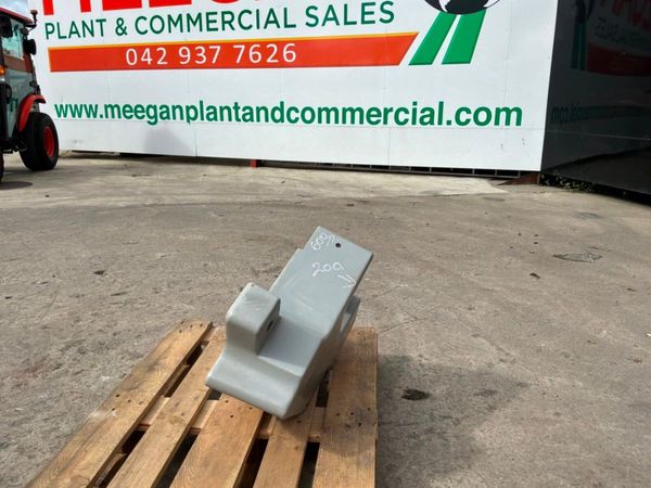 Unused New Holland counter weight / ballast block. 389775593