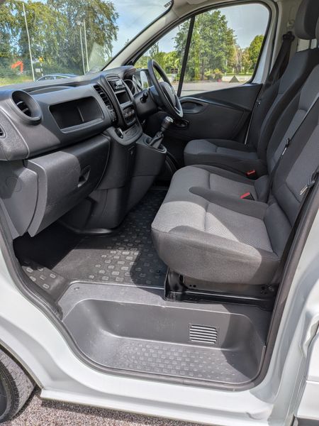 Renault Trafic 2021/ NEW DOE/ NO VAT 389782522