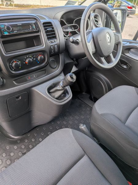 Renault Trafic 2021/ NEW DOE/ NO VAT 389782524
