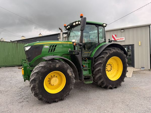 2022 John Deere 6215R Ultimate 389786899