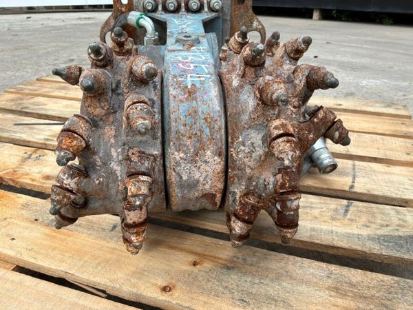 2018 Rockwheel C2 drum cutter...brokk cradle....13 389701434