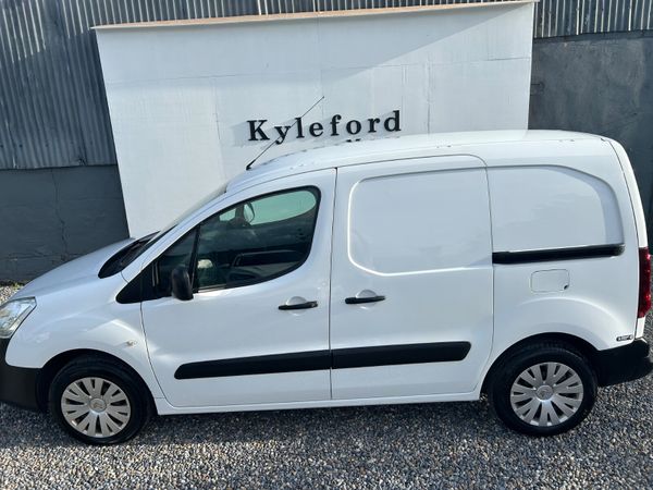 Citroen Berlingo 2018 389738826
