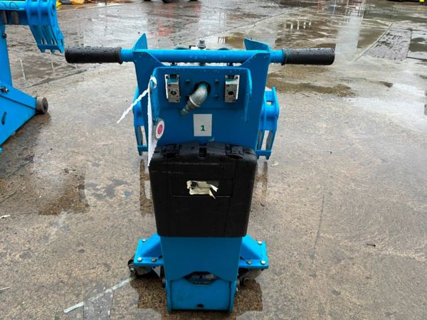 Genie N-1  6 tonne pneumatic heavy duty trolley ja 389870882