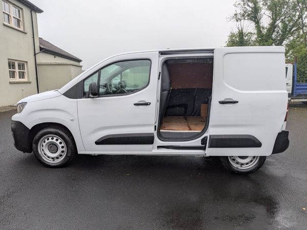 🔥 2023 Peugeot Partner Active Plus 🔥 389878714