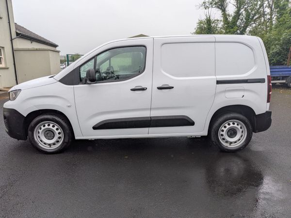 🔥 2023 Peugeot Partner Active Plus 🔥 389880081