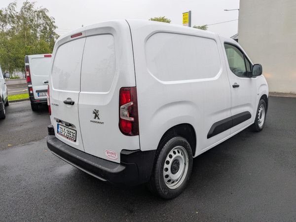 🔥 2023 Peugeot Partner Active Plus 🔥 389880082