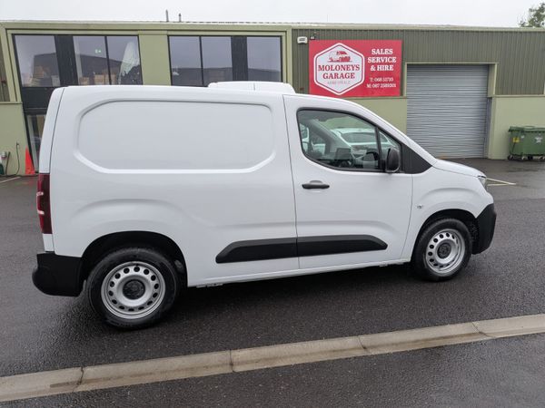 🔥 2023 Peugeot Partner Active Plus 🔥 389880083