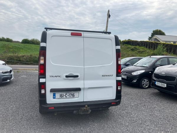 Renault Trafic 2016 LWB 389885996