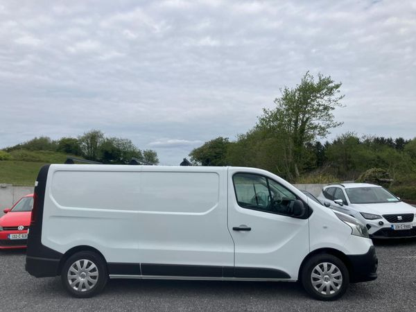 Renault Trafic 2016 LWB 389886005