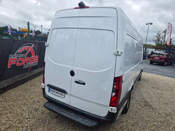 Mercedes-Benz Sprinter 2020 389806406