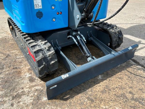 Unused Mp18 mini digger...Kubota engine...1907. 389808466