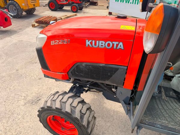2019 KUBOTA B2261 COMPACT TRACTOR ...350 hours 389808528