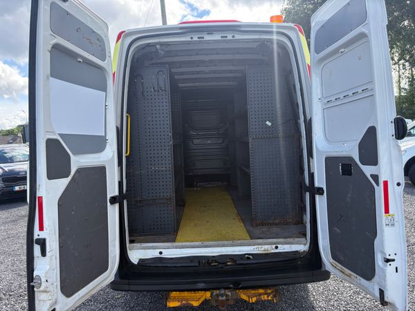 Volkswagen Crafter RWD 175 bhp 389832705
