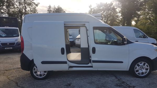 Fiat Doblo FRIDGE 1.6 LWB 6 SPEED VAT INVOICE 389837563