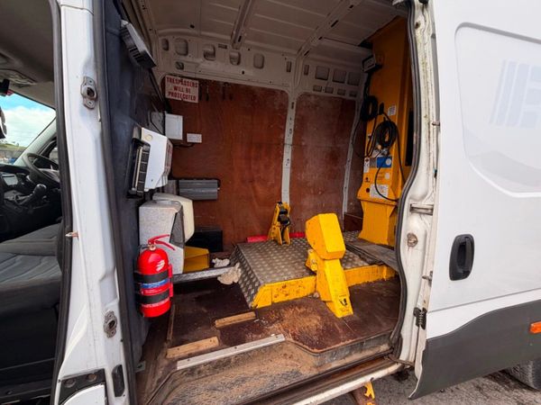 Iveco Daily CHERRY PICKER BOOM HOIST 389968023
