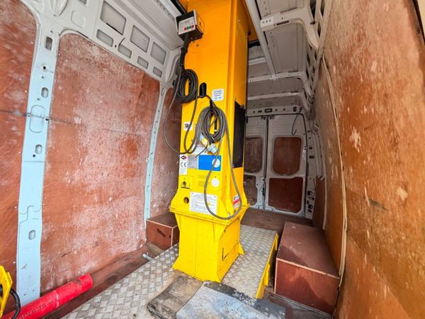 Iveco Daily CHERRY PICKER BOOM HOIST 389968025