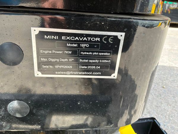 Unused CK 16pd Mini micro digger....Diesel........ 389978105