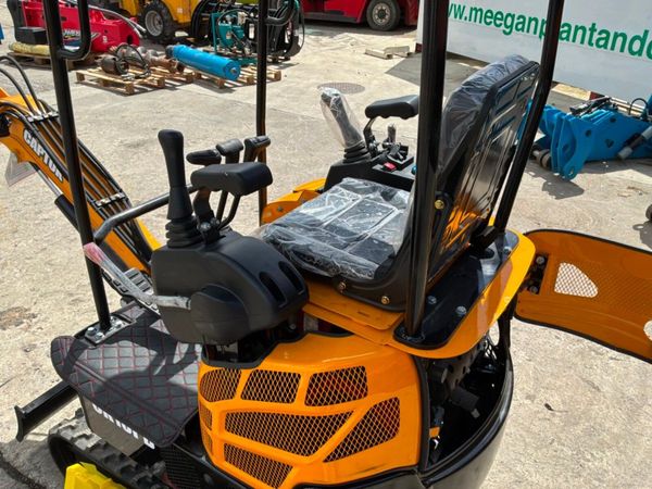 Unused CK 16pd Mini micro digger....Diesel........ 389978113