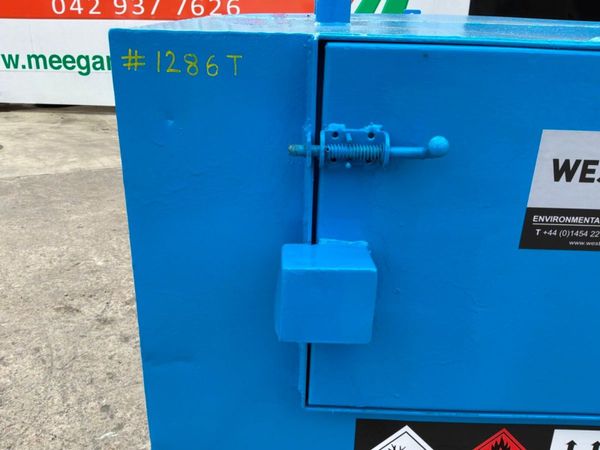 1350 Litres bunded fuel delivery / storage bowser. 389984055