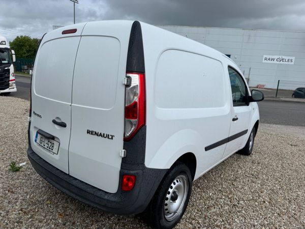 Renault Kangoo 2016 raced and tested 389939985