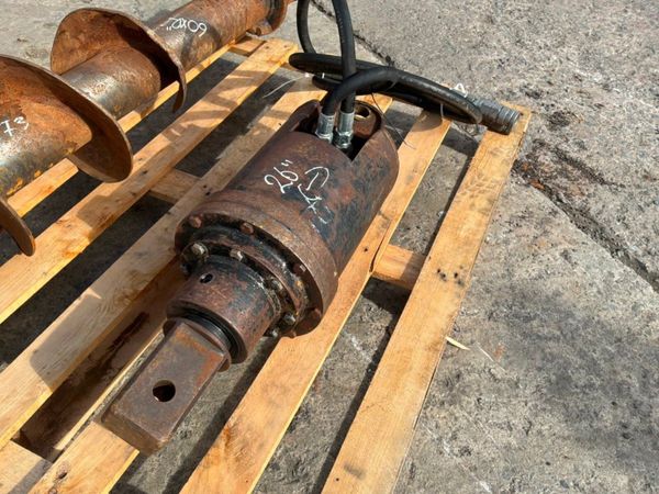 Earth drill / hydraulic auger drive.....12 auger b 390053563