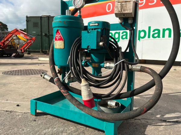 3 phase Hydraulic oil pump / filtration cannister. 390053578