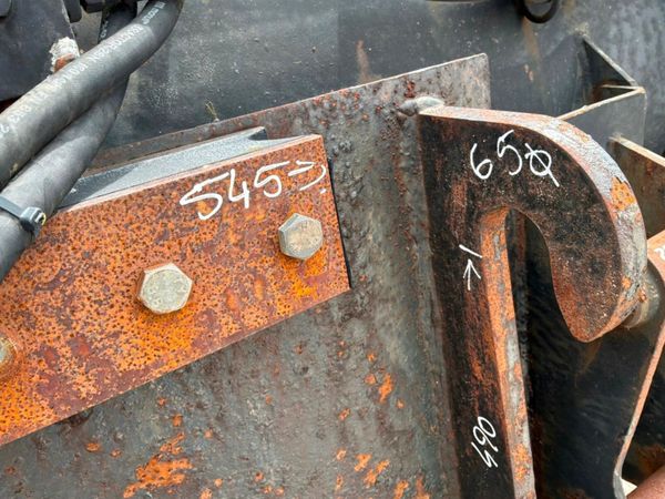 Teleporter loader, self fill concrete mixing bucke 390053626
