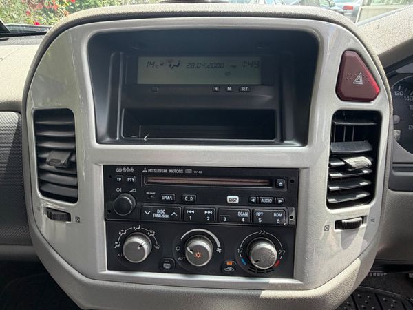 Mitsubishi Pajero Irish & Automatic DOE 2/27 4 New 390023885