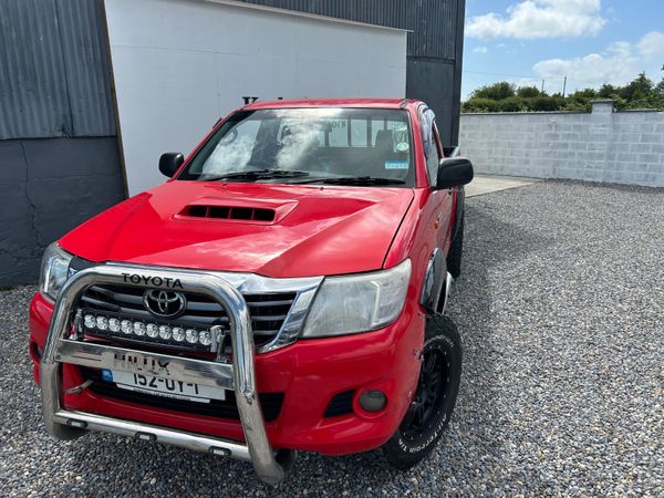 Toyota Hilux 2015 390027171