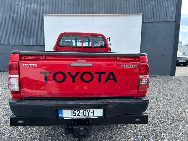 Toyota Hilux 2015 390027184