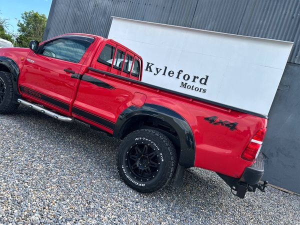 Toyota Hilux 2015 390027190