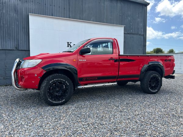 Toyota Hilux 2015 390027194