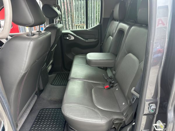 Nissan Navara 2.5 Diesel NEW DOE 390185686