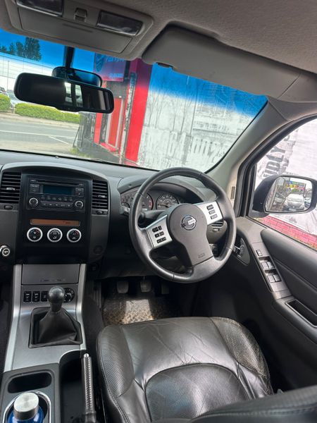 Nissan Navara 2.5 Diesel NEW DOE 390185688