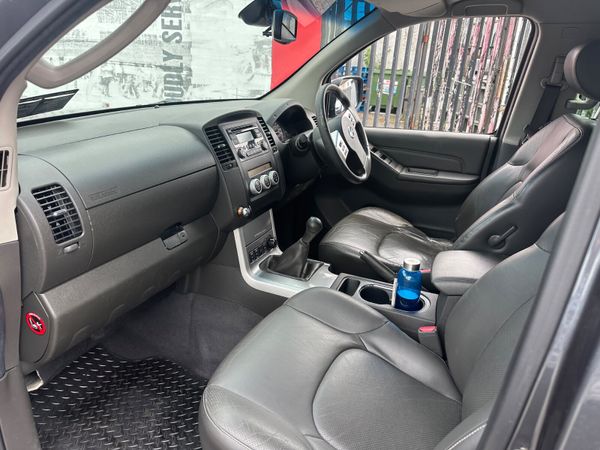Nissan Navara 2.5 Diesel NEW DOE 390185694