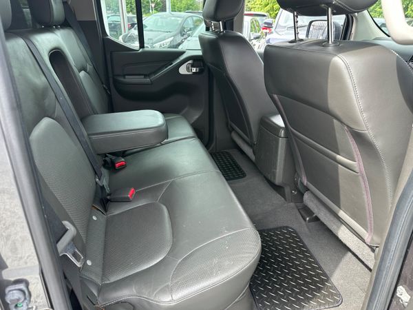 Nissan Navara 2.5 Diesel NEW DOE 390185697