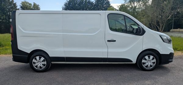 Renault Trafic 2022 LOW KMS 390187380