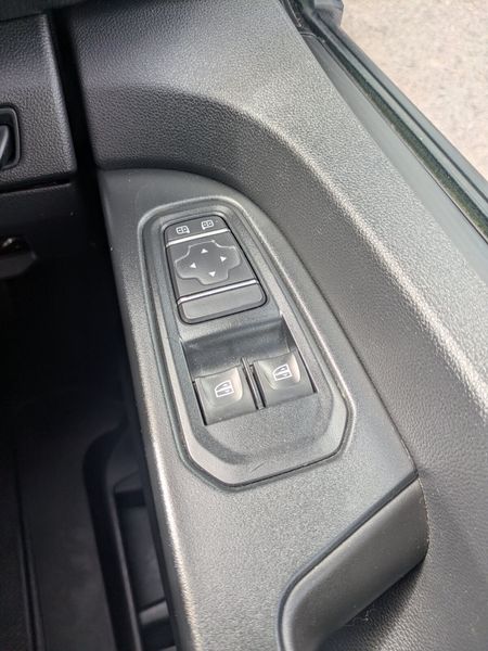 Renault Trafic 2022 LOW KMS 390187383
