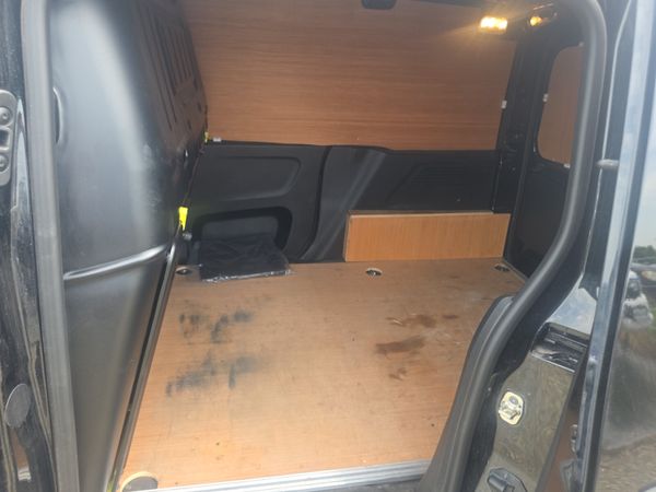 Peugeot Partner 3 Seater Van 390124073